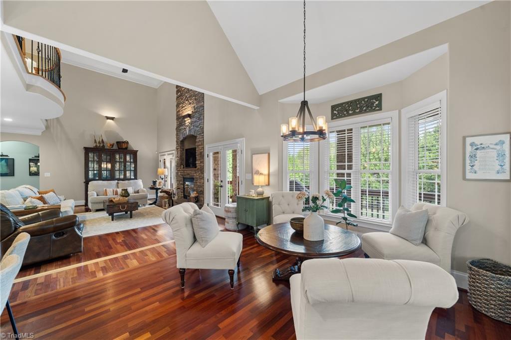 Kernersville, North Carolina 27284, United States, 3 Bedrooms Bedrooms, ,3 BathroomsBathrooms,Residential,Active,217057