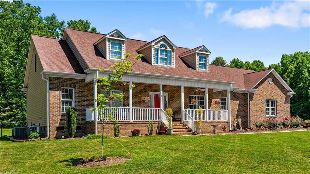 2515 E Woodlyn Way, Greensboro, North Carolina image 2
