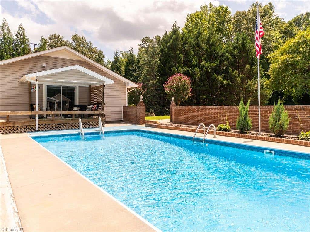 Photo of 1805 Travis Lane, Burlington, NC 27217 (MLS # 1229891)