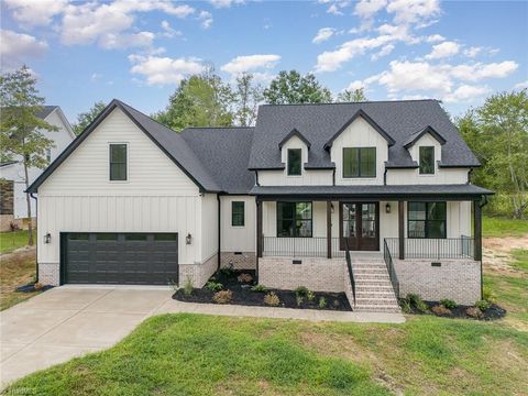 A home in Kernersville