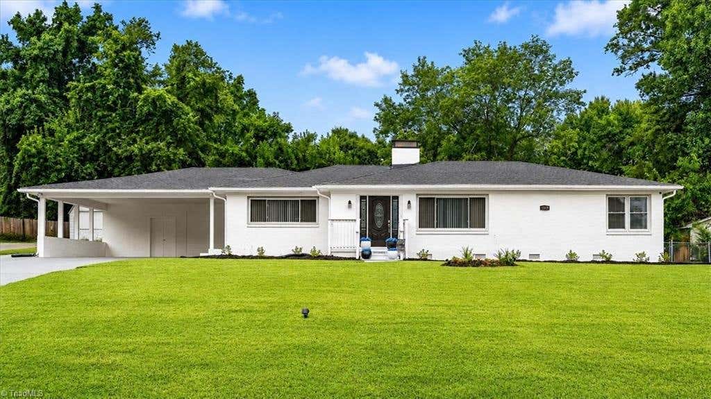 Photo of 1519 McGuinn Drive, High Point, NC 27262 (MLS # 1229533)