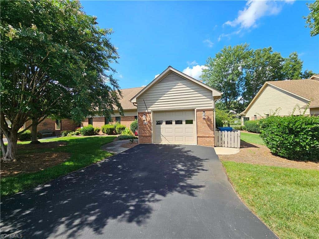 Photo of 347 Hollybrook Drive, Bermuda Run, NC 27006 (MLS # 1229953)