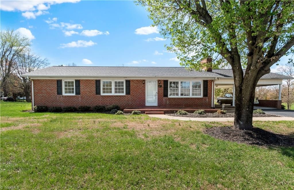 Photo of 612 Main Street, Boonville, NC 27011 (MLS # 1212721)