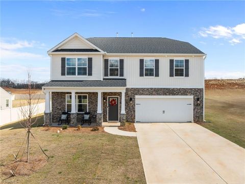 Homes For Sale - 369 Willowbrooke Way<br/> Rockingham County, Stokesdale, NC 27357