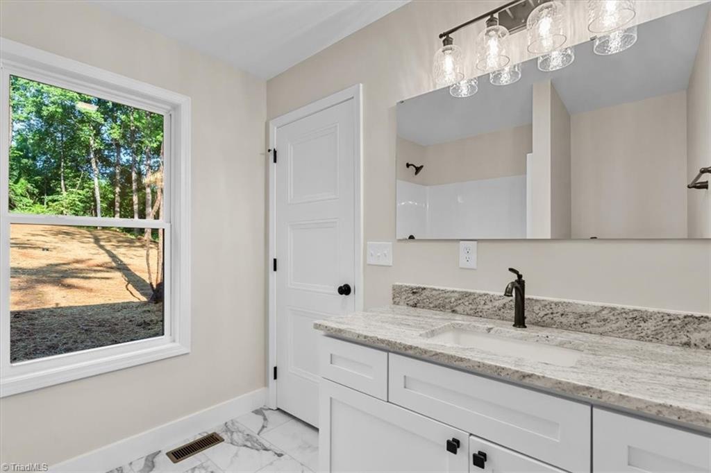 3077 Little Creek Drive, Thomasville, North Carolina image 24
