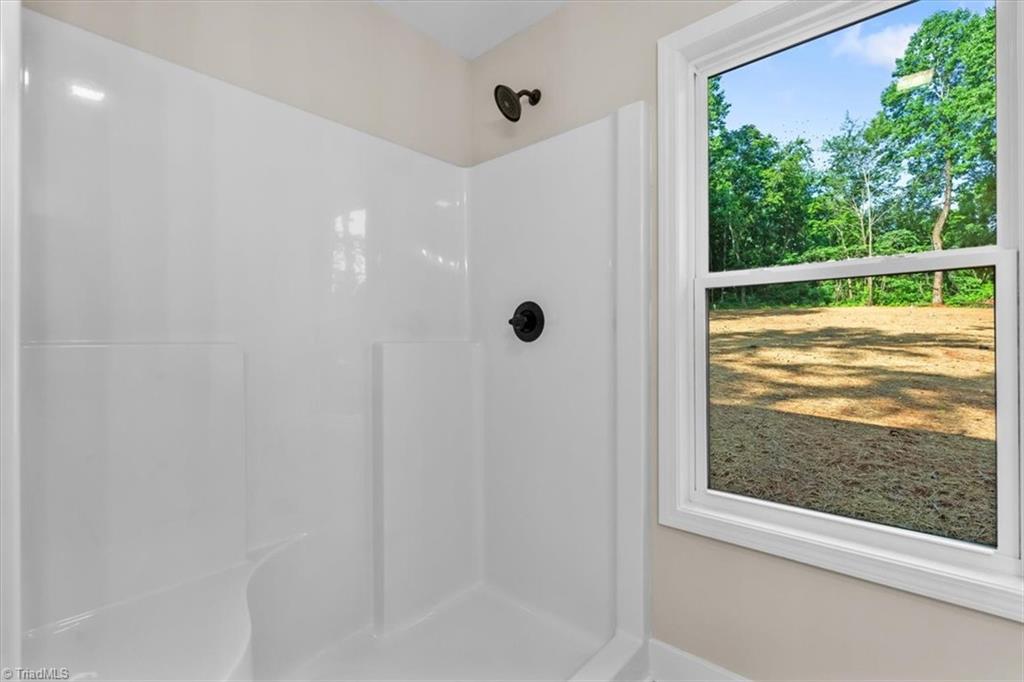 3077 Little Creek Drive, Thomasville, North Carolina image 25