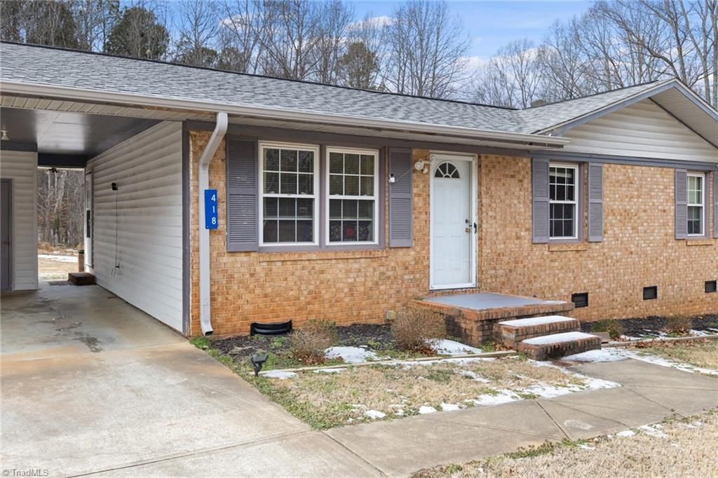 Photo of 418 Richmond Road, Mebane, NC 27302 (MLS # 1208016)