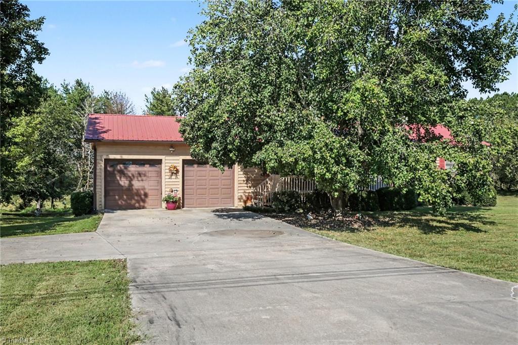 Photo of 2136 Swicegood Road, Linwood, NC 27299 (MLS # 1236076)