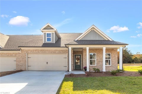 Townhouse For Sale - 3606 Townland Circle<br/> Clemmons, NC 27012