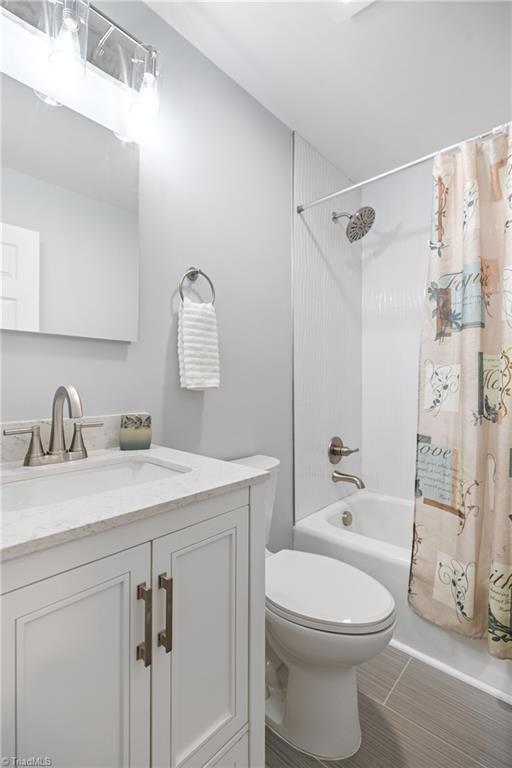 Winston-Salem, North Carolina 27103, United States, 3 Bedrooms Bedrooms, ,2 BathroomsBathrooms,Residential,Active,132740