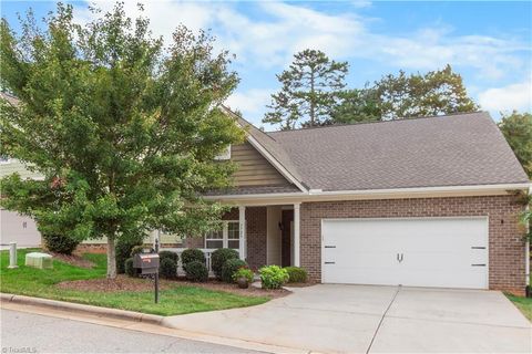 Photo of 3729 Littlebrook Drive, Clemmons, NC 27012 (MLS # 1198682)