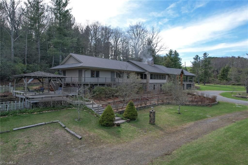 Photo of 110 Mountain Hearth Drive, Sparta, NC 28675 (MLS # 1215677)