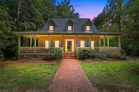 Homes For Sale - 8861 Boylston Road<br/> Guilford County, Colfax, NC 27235
