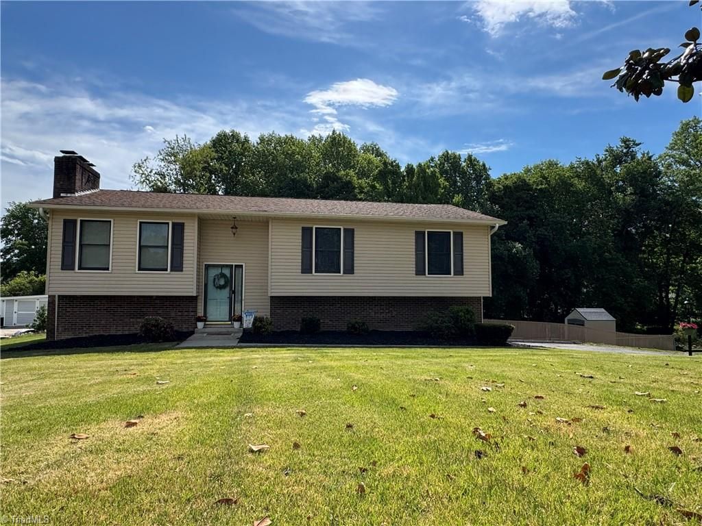 Photo of 146 Wagoner Drive, Mount Airy, NC 27030 (MLS # 1218534)