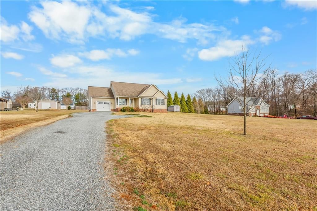 Photo of 2829 Old US Highway 421 Hwy W, Yadkinville, NC 27055 (MLS # 1207100)
