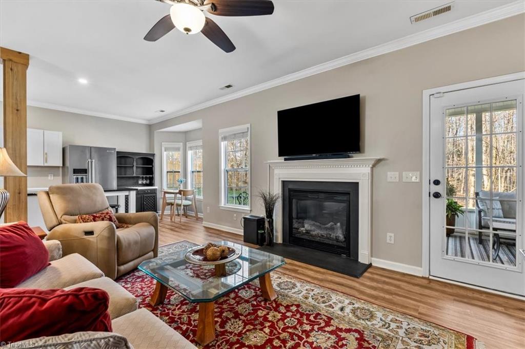 3804 Eagles View Court, High Point, North Carolina image 5