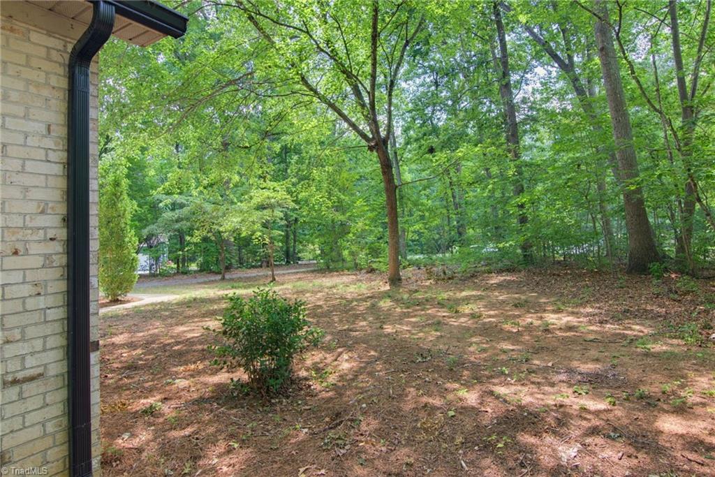 246 Hunters Glen Drive
