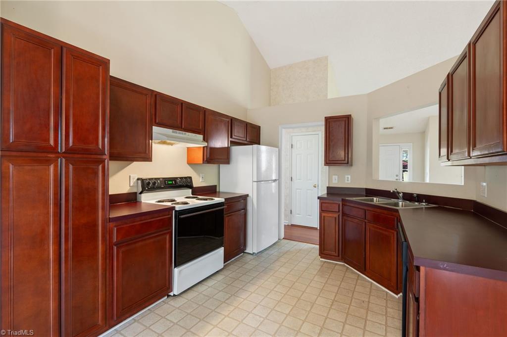378 E Raleigh Avenue, Liberty, North Carolina image 21