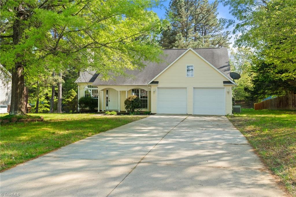 378 E Raleigh Avenue, Liberty, North Carolina image 3