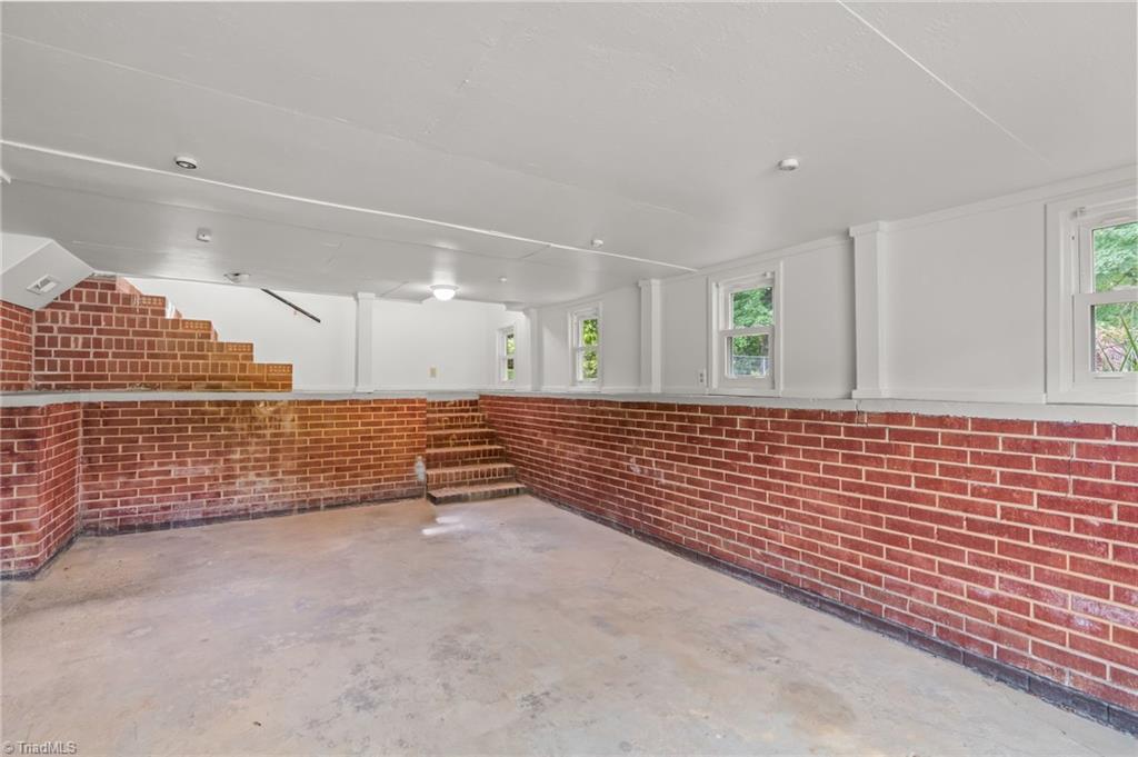 212 Lakeview Drive, Thomasville, North Carolina image 28
