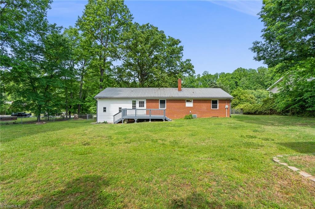212 Lakeview Drive, Thomasville, North Carolina image 38