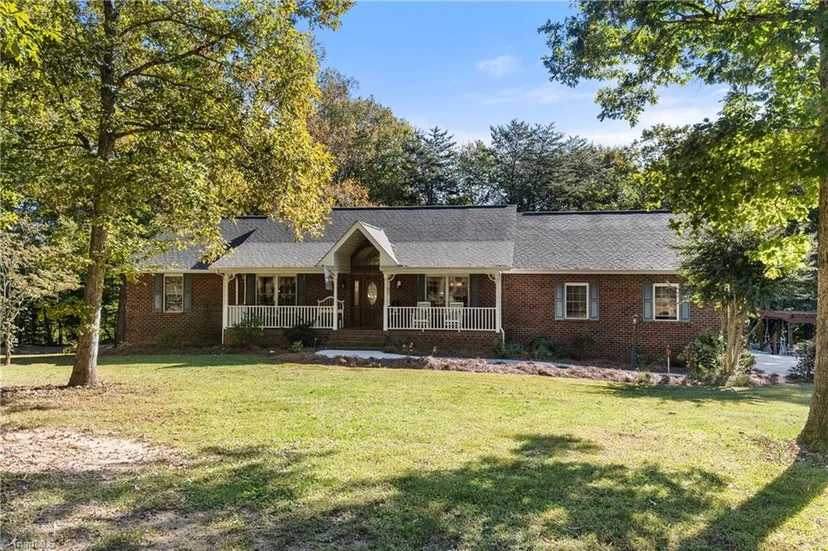 880 Dykers Creek Road, photo 1 of 50