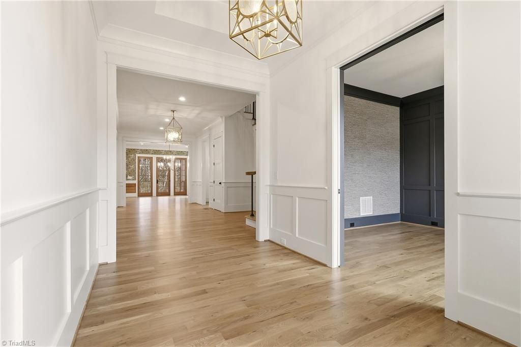 Photo of 3814 Pinewood Lake Drive, Winston-Salem, NC 27106 (MLS # 1175742)