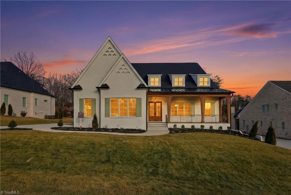 Photo of 3814 Pinewood Lake Drive, Winston-Salem, NC 27106 (MLS # 1175742)