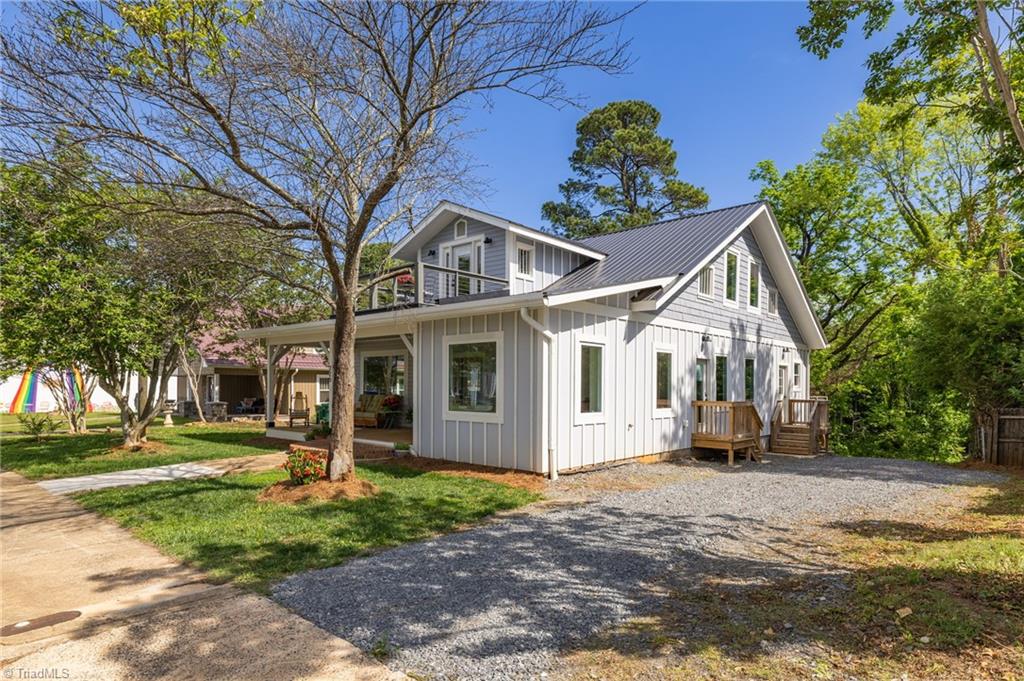 225 Main Street, Pilot Mountain, North Carolina image 2