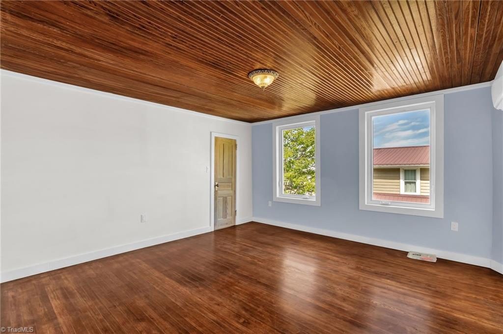 225 Main Street, Pilot Mountain, North Carolina image 22