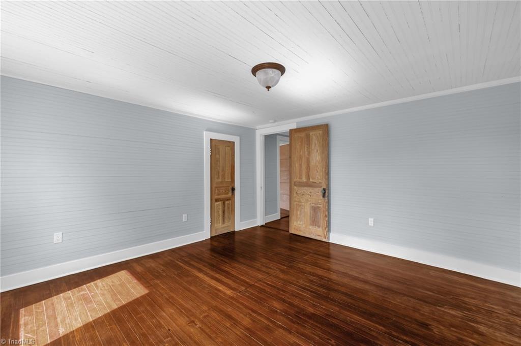 225 Main Street, Pilot Mountain, North Carolina image 27
