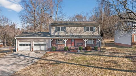 Homes For Sale - 3838 Beech Circle<br/> Trinity, NC 27370