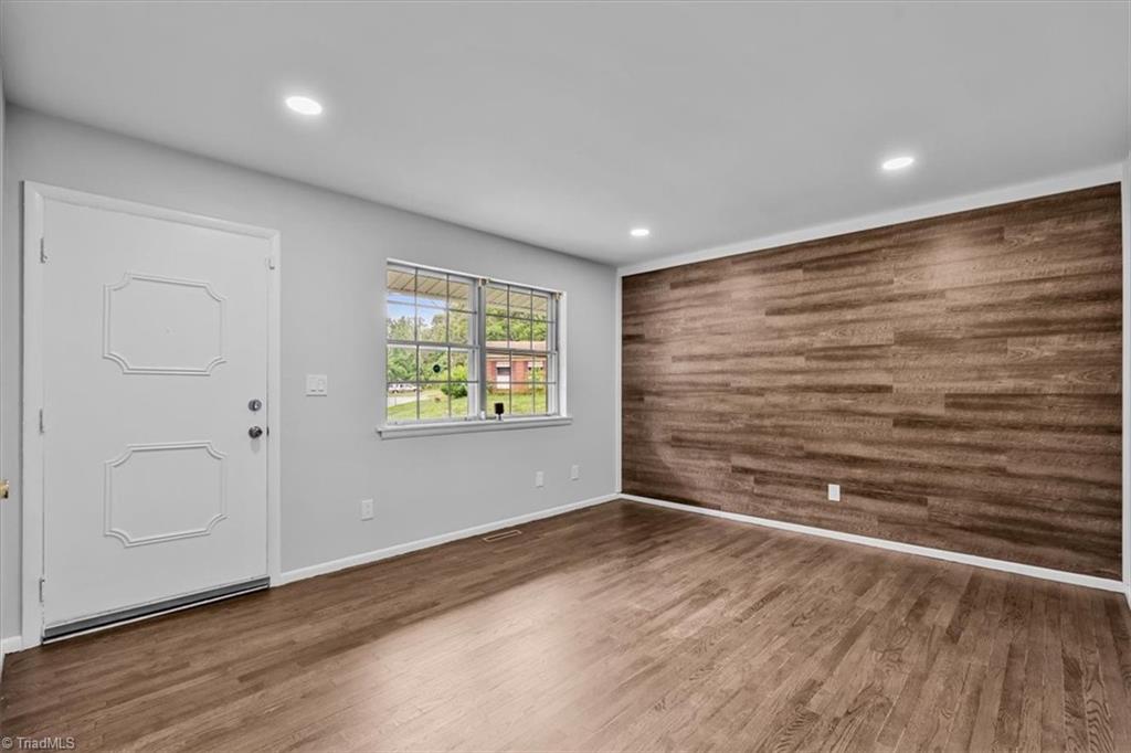 Photo of 5005 Farmoor Circle, Winston-Salem, NC 27105 (MLS # 1224148)