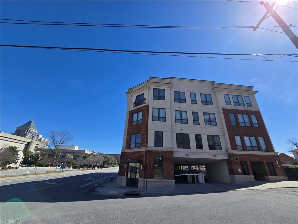 411 Washington Street #201, Greensboro, North Carolina image 27