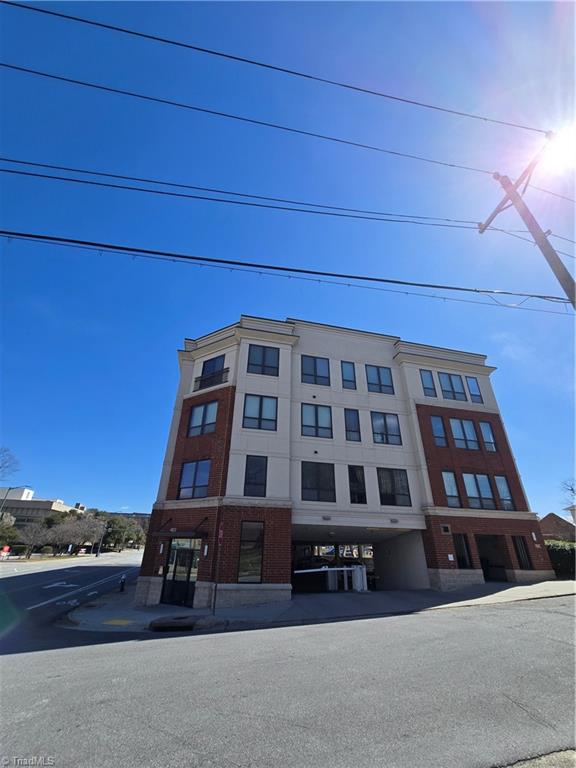411 Washington Street #201, Greensboro, North Carolina image 28
