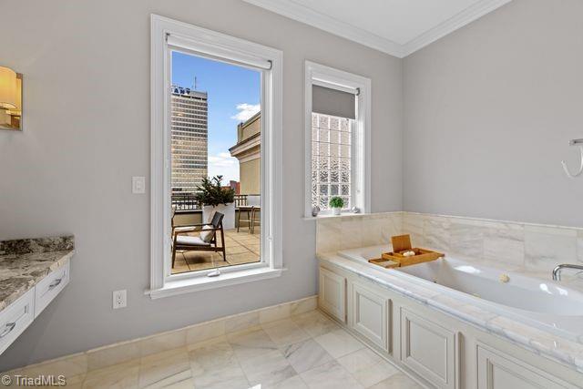 Winston-Salem, North Carolina 27101, United States, 3 Bedrooms Bedrooms, ,4 BathroomsBathrooms,Residential,Active,90344