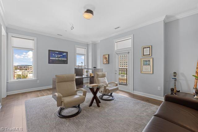 Winston-Salem, North Carolina 27101, United States, 3 Bedrooms Bedrooms, ,4 BathroomsBathrooms,Residential,Active,90344