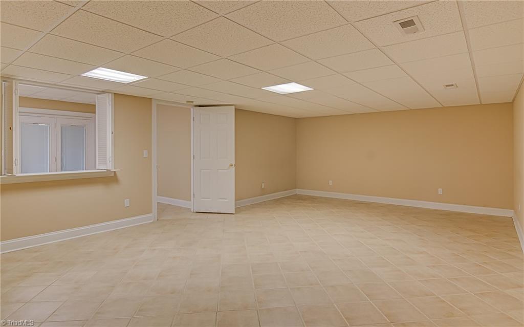 Clemmons, North Carolina 27012, United States, 3 Bedrooms Bedrooms, ,3 BathroomsBathrooms,Residential,Active,236375