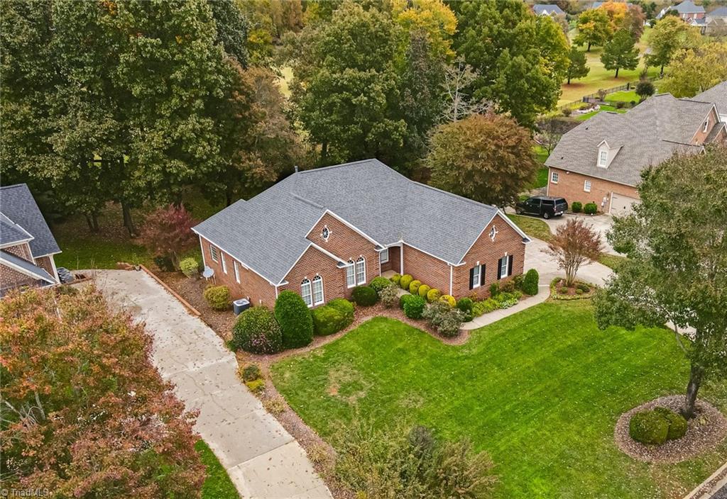 Clemmons, North Carolina 27012, United States, 3 Bedrooms Bedrooms, ,3 BathroomsBathrooms,Residential,Active,236375