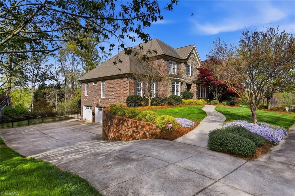 Photo of 5522 Garden Park Lane, Winston-Salem, NC 27106 (MLS # 1215169)