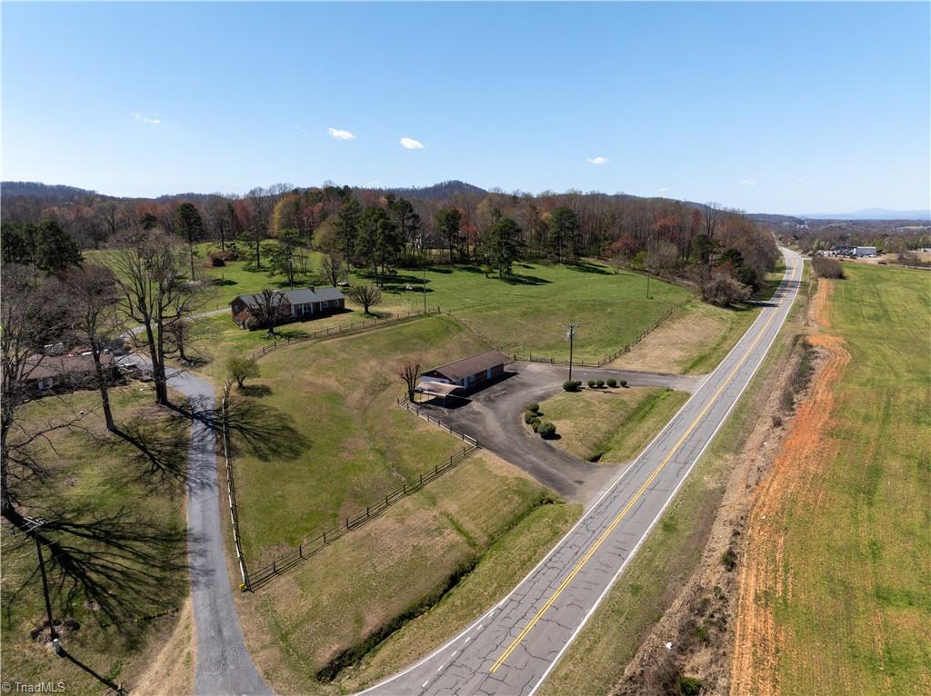 2032 Wilkes Yadkin Road, Roaring River, North Carolina image 21