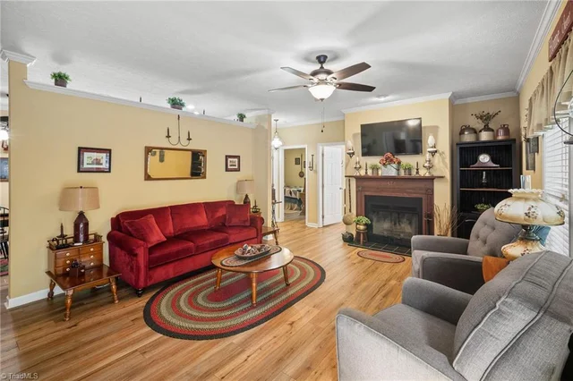 220 Echo Hollar Road, photo 5 of 24