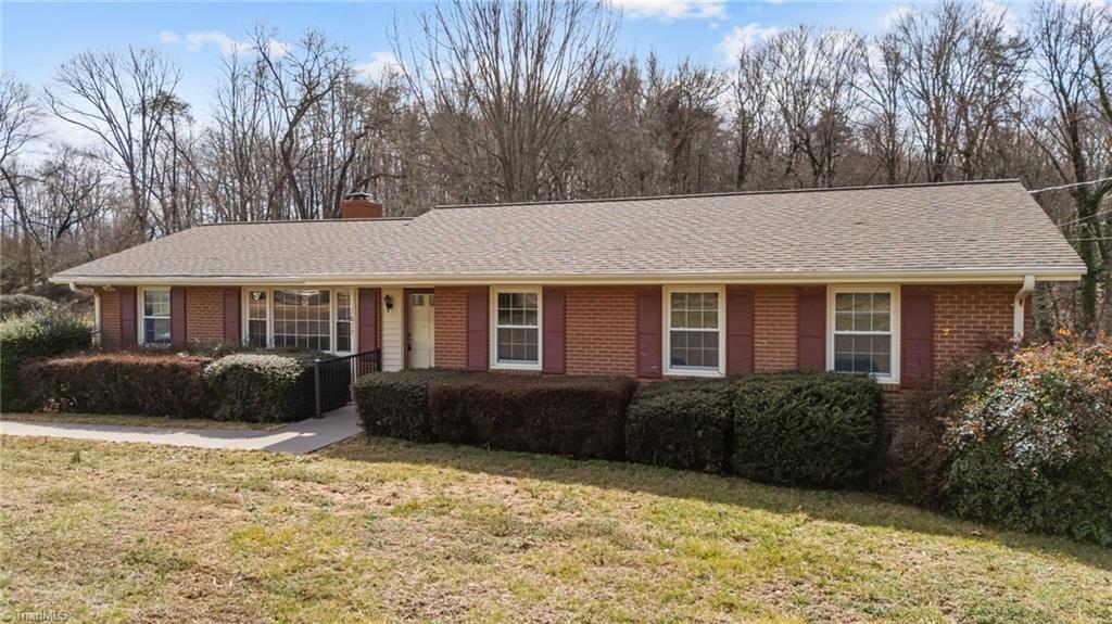 1022 Pine Knolls Road