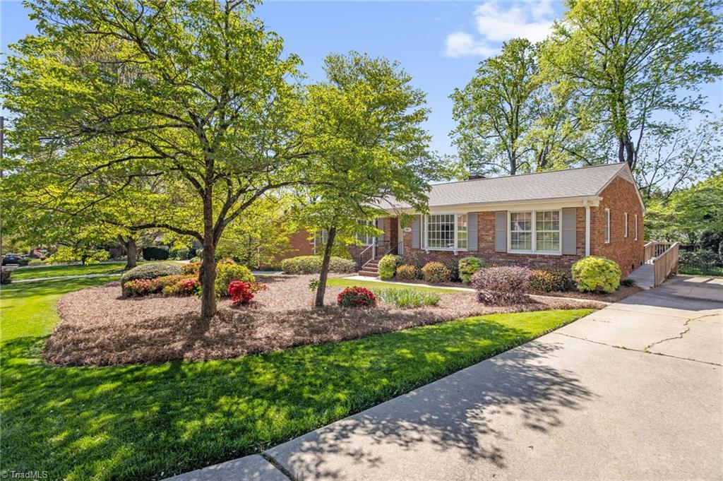 2817 Lenoir Drive, Greensboro, North Carolina image 2