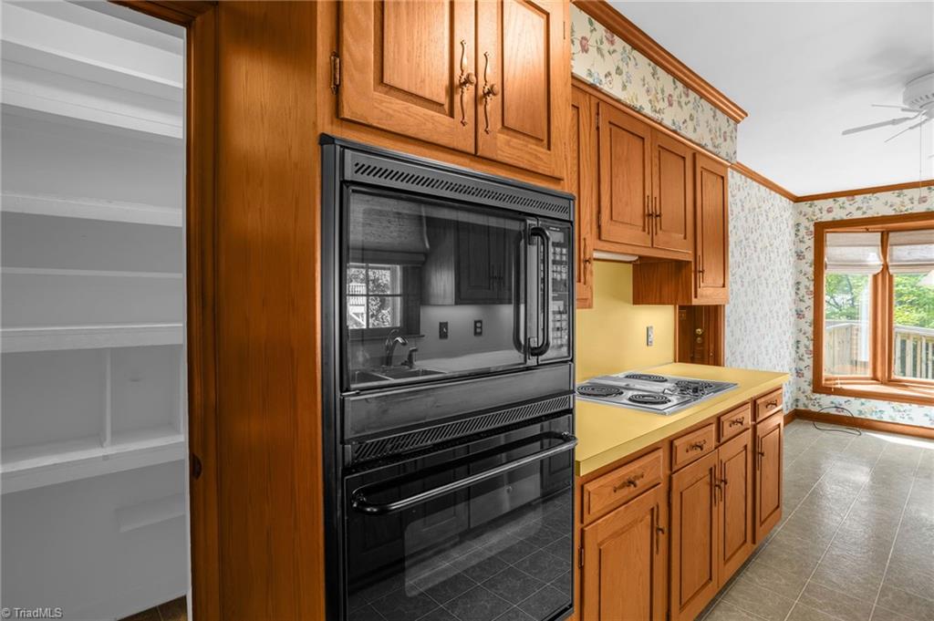2817 Lenoir Drive, Greensboro, North Carolina image 11