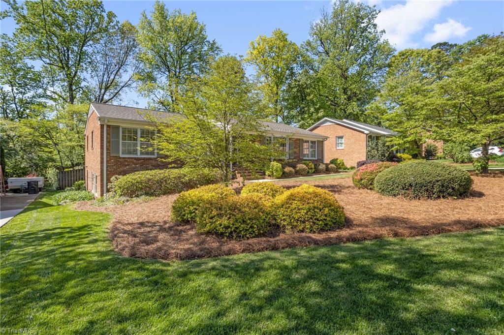 2817 Lenoir Drive, Greensboro, North Carolina image 39