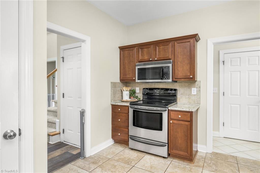 7255 Orchard Path Drive, Clemmons, North Carolina image 10