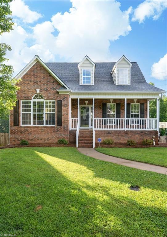 7255 Orchard Path Drive, Clemmons, North Carolina image 1