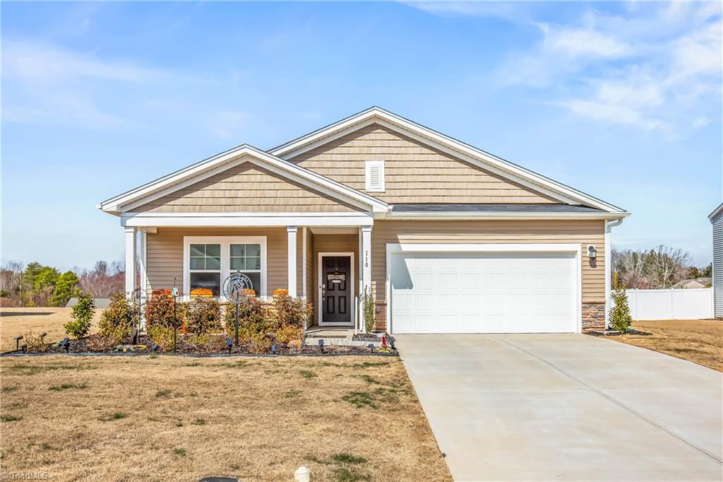 110 Cremello Drive, King, North Carolina image 2