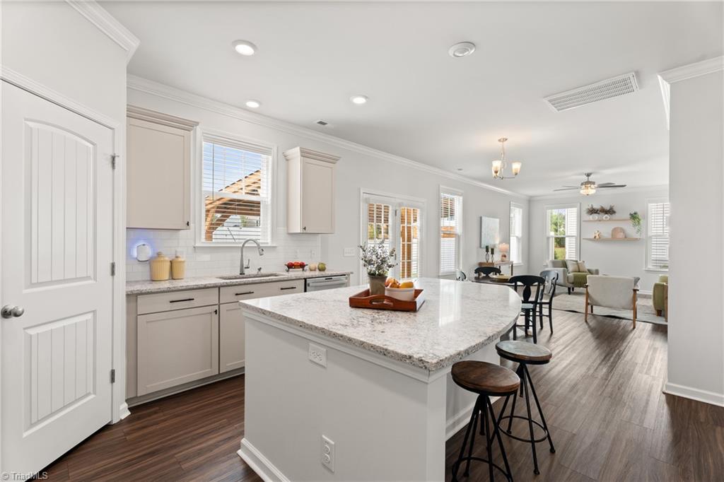 Winston-Salem, North Carolina 27106, United States, 3 Bedrooms Bedrooms, ,3 BathroomsBathrooms,Residential,Active,226960